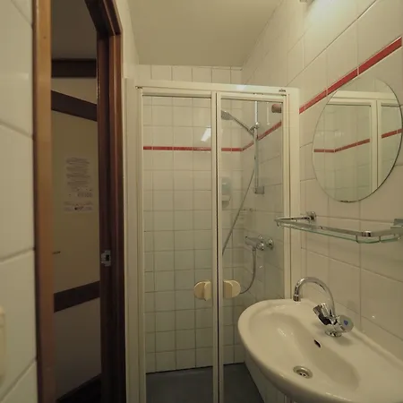 Hotelboat Sarah 2* 암스테르담