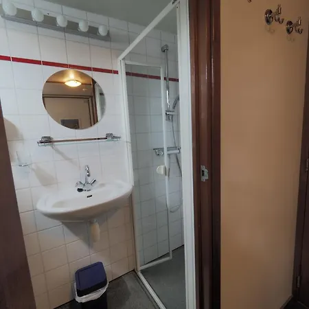 호텔 Hotelboat Sarah 2*