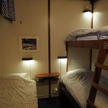 Hotelboat Sarah 호텔 암스테르담