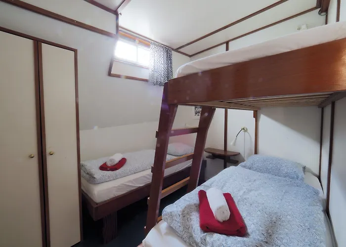 Hotelboat Sarah Hotel 2*