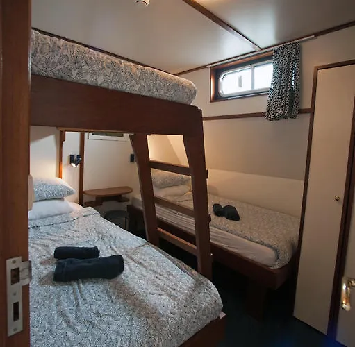 Hotelboat Sarah Hotel 2*