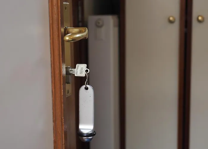 Hotelboat Sarah Hotel 2*