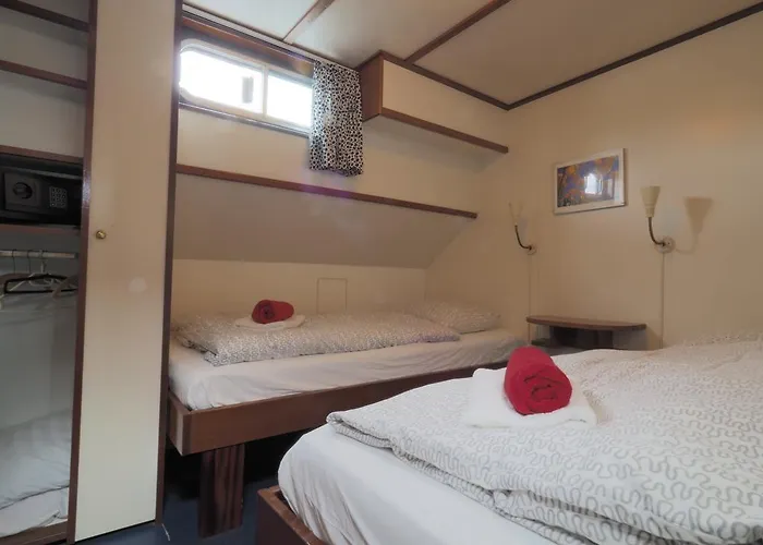 Hotelboat Sarah Hotel 2*